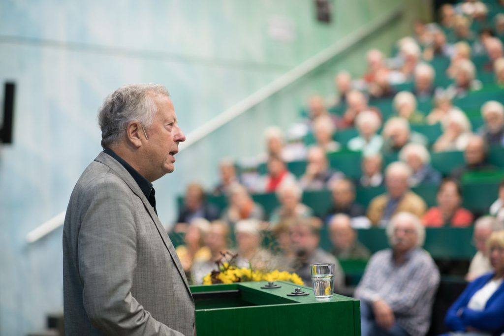 Manfred Geier